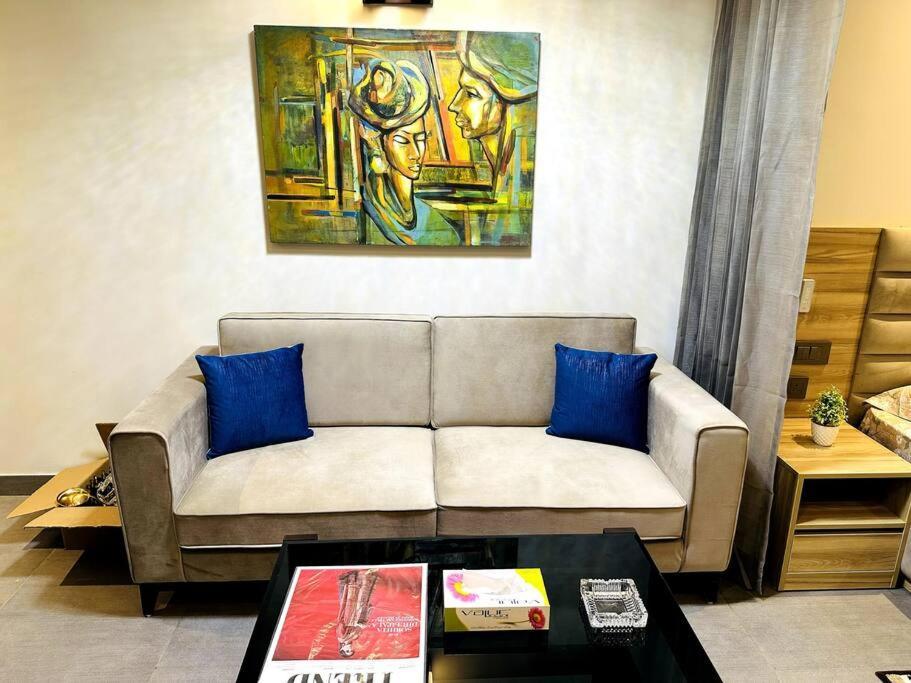 Cloud Stay@41St Floor Noida Exterior foto